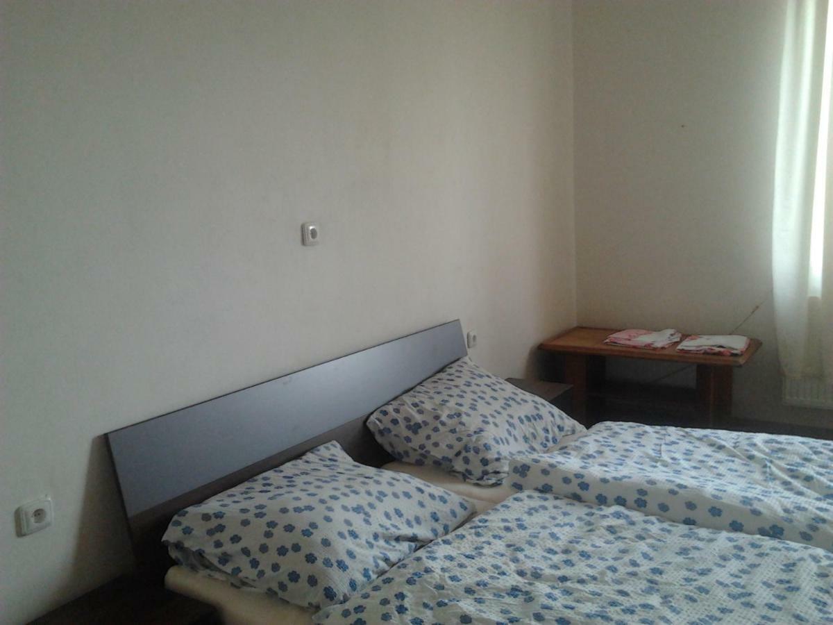 Apartman Ella - Tabor -Cz - U Stadionu Miru 1735 Luaran gambar