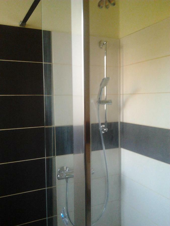 Apartman Ella - Tabor -Cz - U Stadionu Miru 1735 Luaran gambar