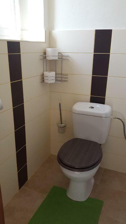Apartman Ella - Tabor -Cz - U Stadionu Miru 1735 Luaran gambar